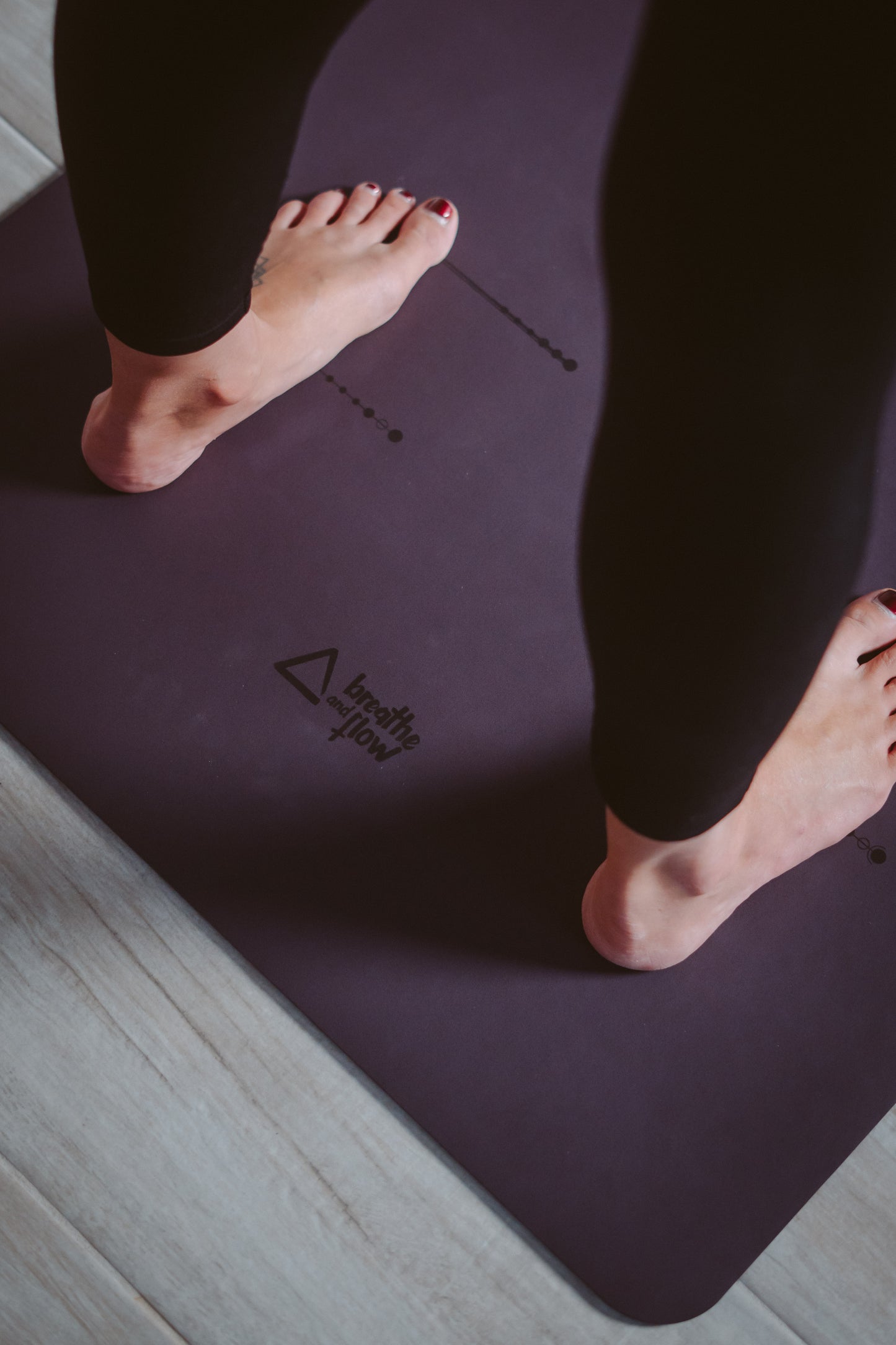BREATHE AND FLOW YOGA MAT - Breathe Light