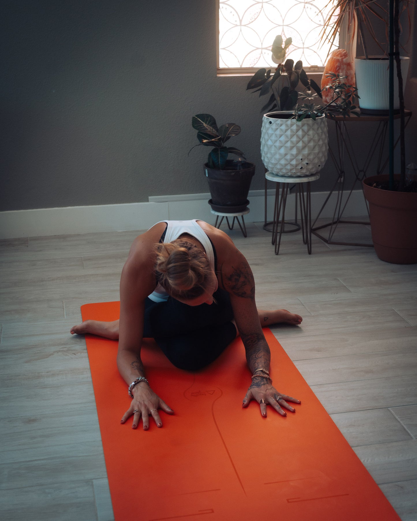 ORANGE TRAVEL MINIMALIST YOGA MAT (Limited Edition)