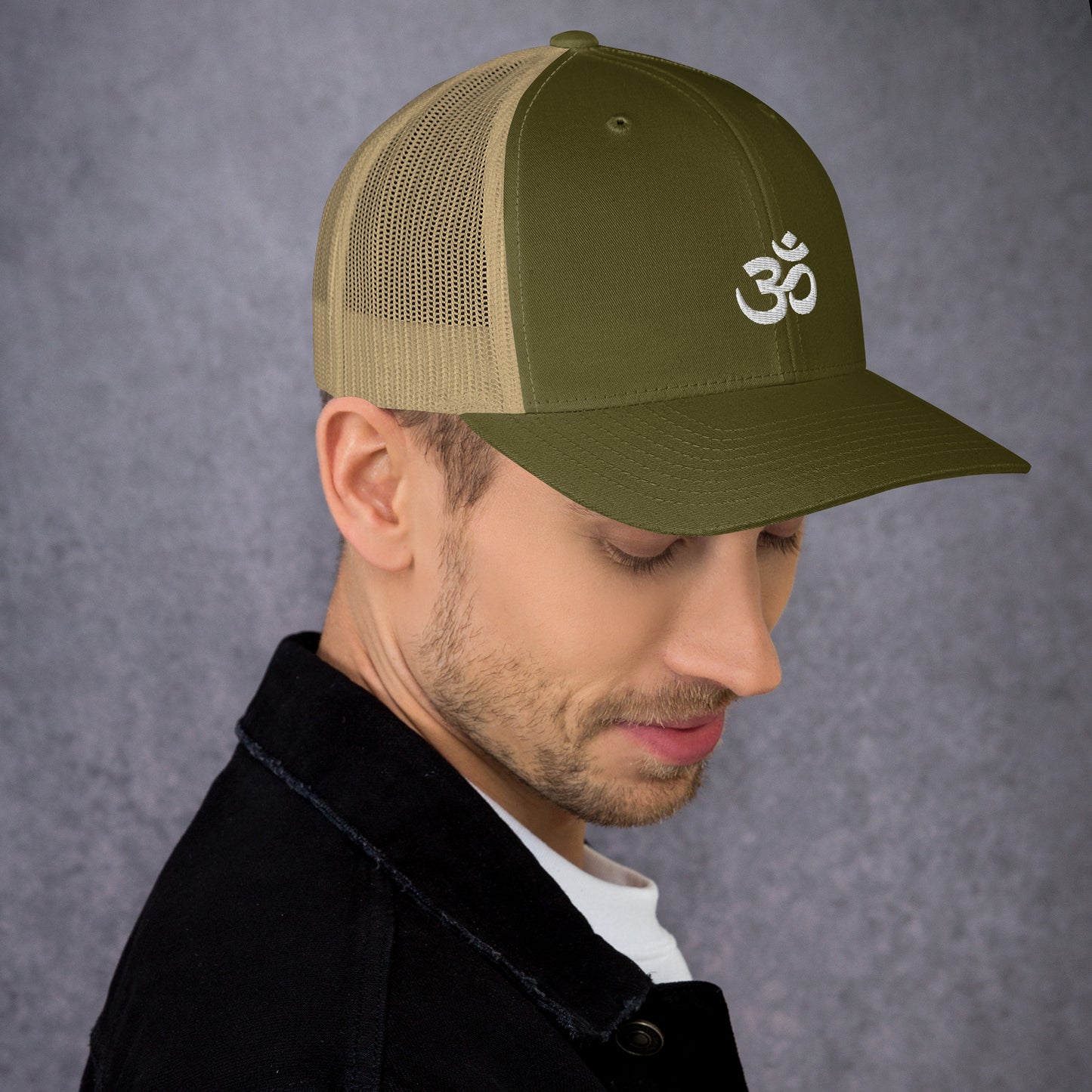 OM TRUCKER HAT