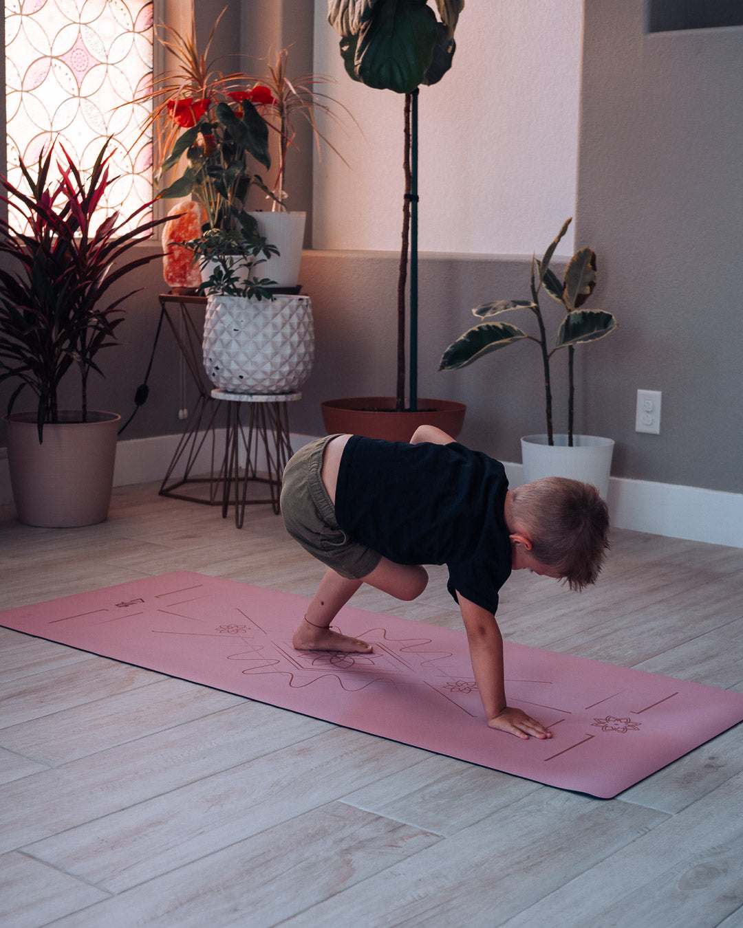 KIDS YOGA MAT CENTER LIGHT (Limited Edition)