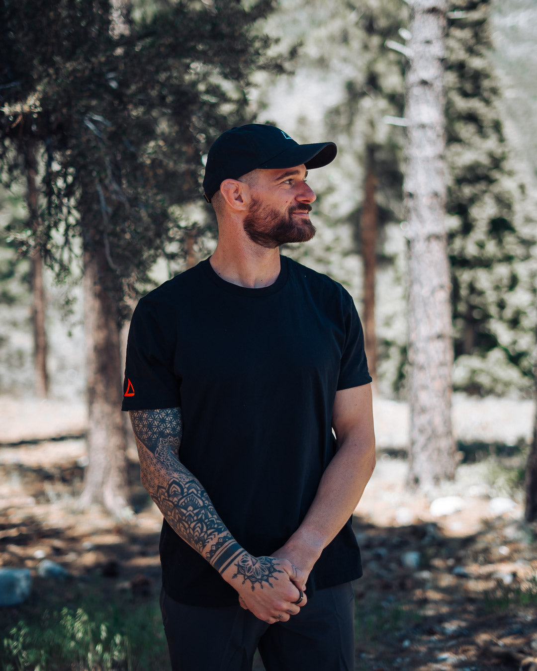 BLACK ORGANIC DAD HAT