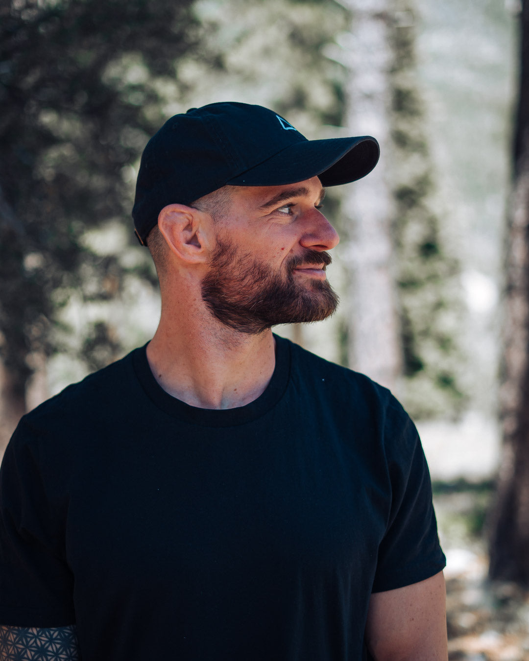 BLACK ORGANIC DAD HAT