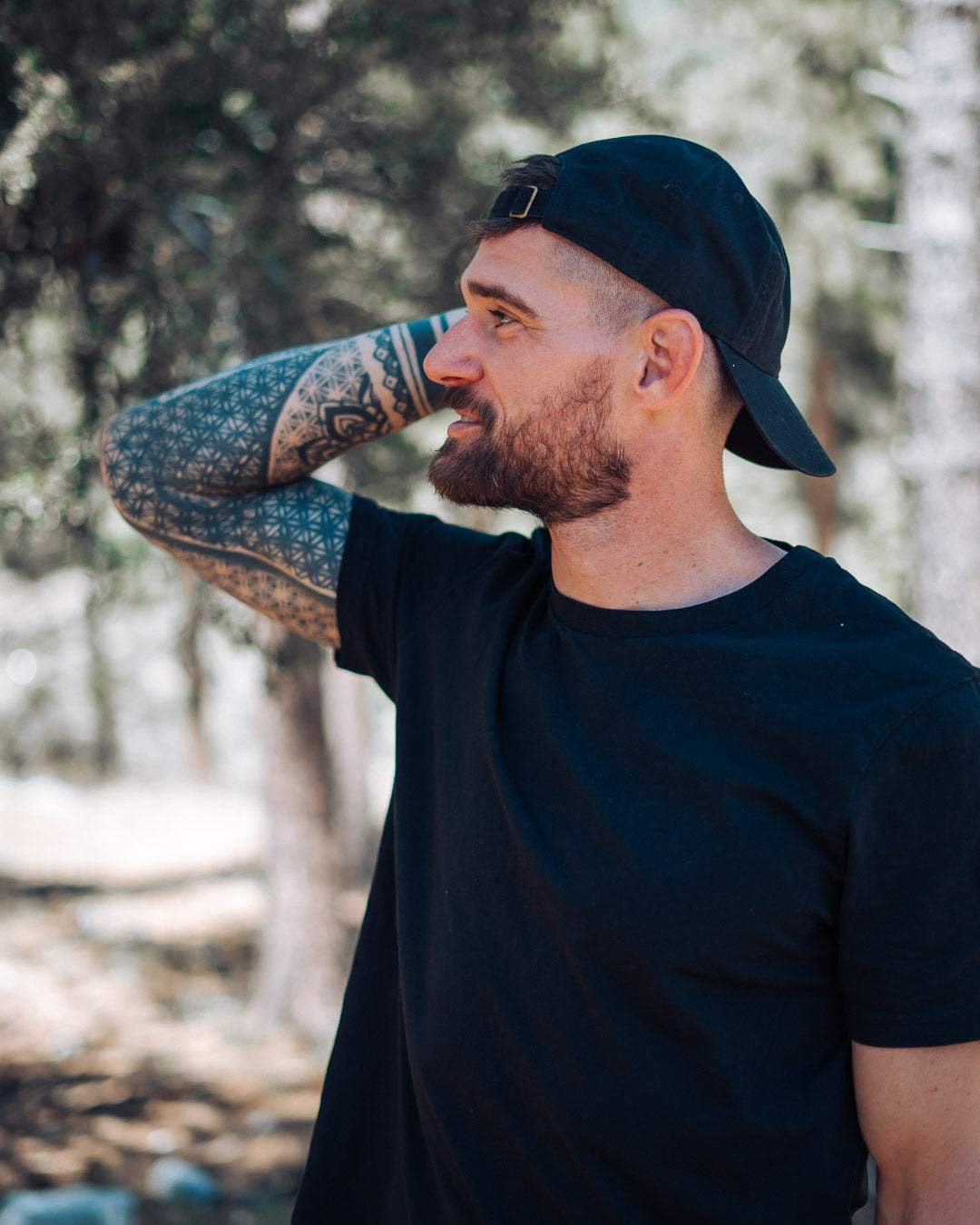BLACK ORGANIC DAD HAT