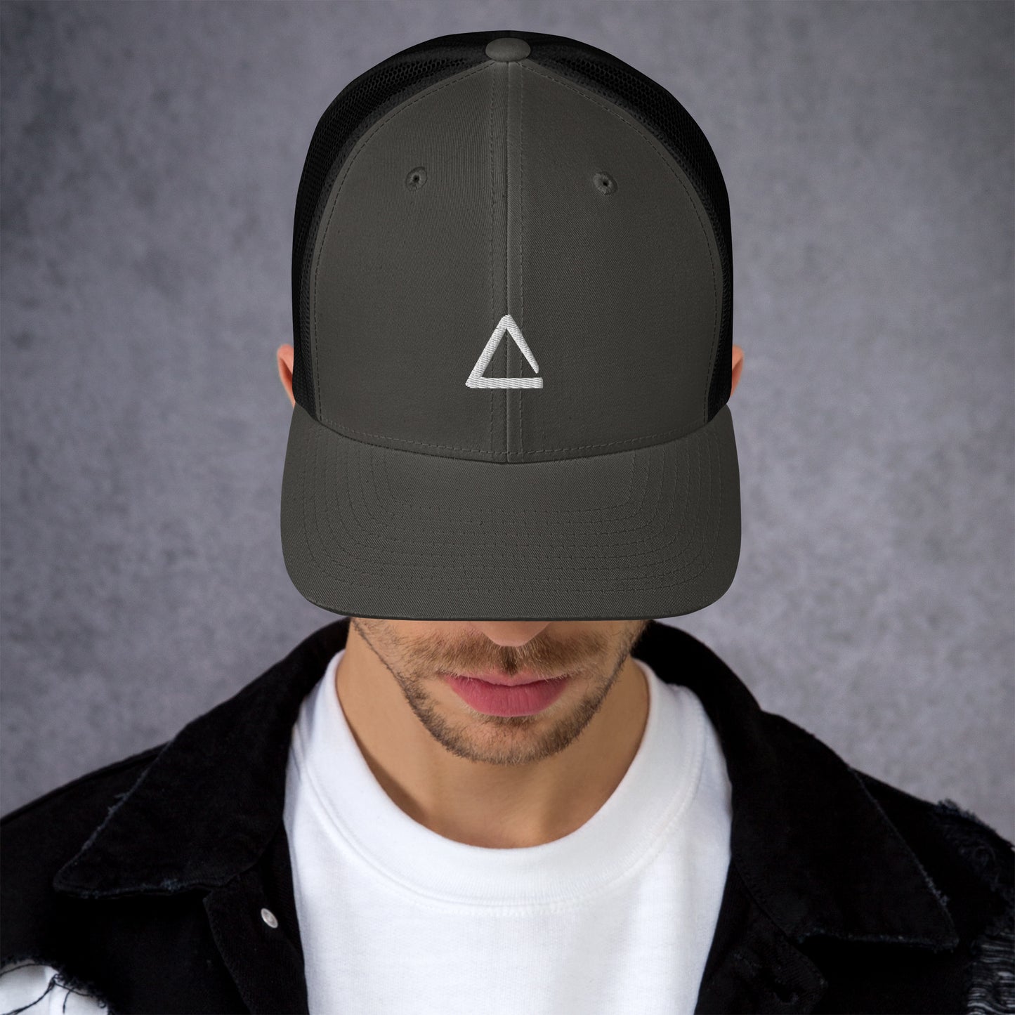 TRIANGLE TRUCKER HAT