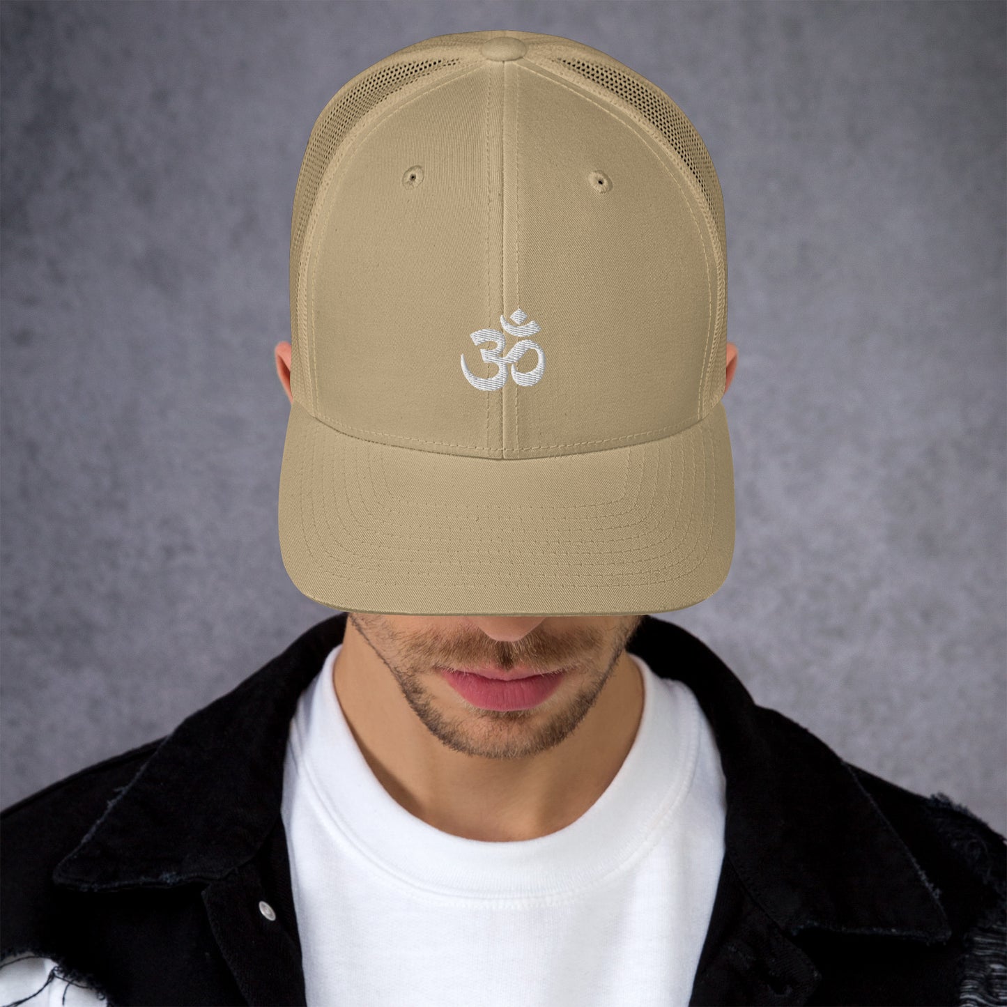 OM TRUCKER HAT