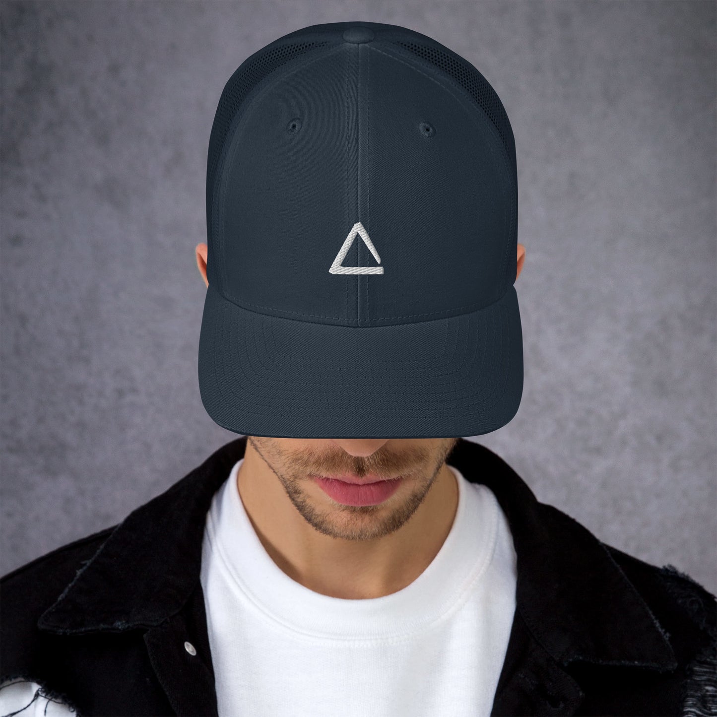 TRIANGLE TRUCKER HAT